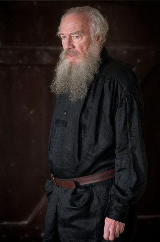 В постели со Львом Толстым - первые кадры