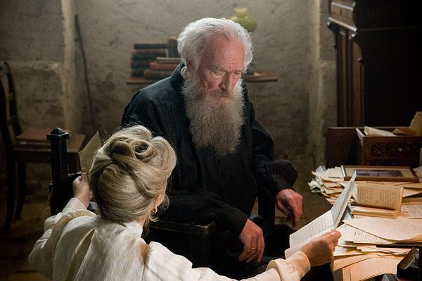 В постели со Львом Толстым - первые кадры