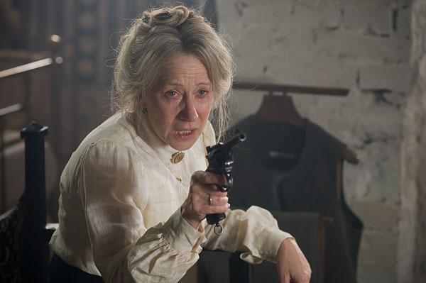 В постели со Львом Толстым - первые кадры