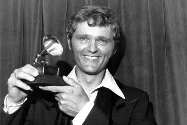 Скончался музыкант и актер Джерри Рид 