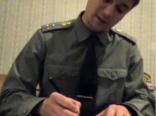 Российский старлей поплатился за письмо к министру. ВИДЕО