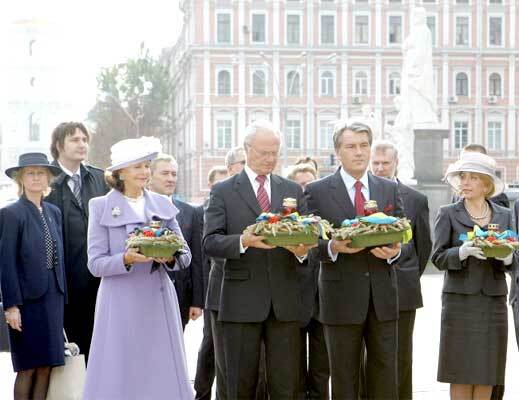 Чета Ющенко встретилась со шведской королевской семьей