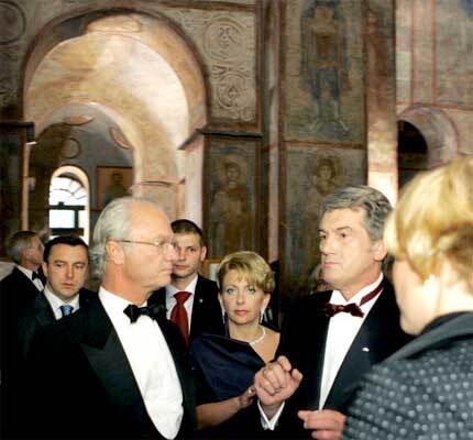 Подружжя Ющенко зустрілася зі шведською королівською родиною