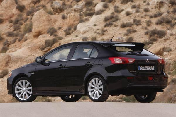 Хэтчбек Mitsubishi Lancer будет стоить в Украине от $23800