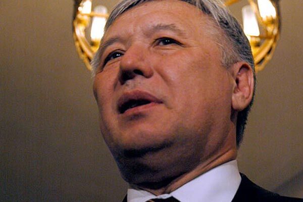 Депутаты не захотели слушать Огрызко и Еханурова