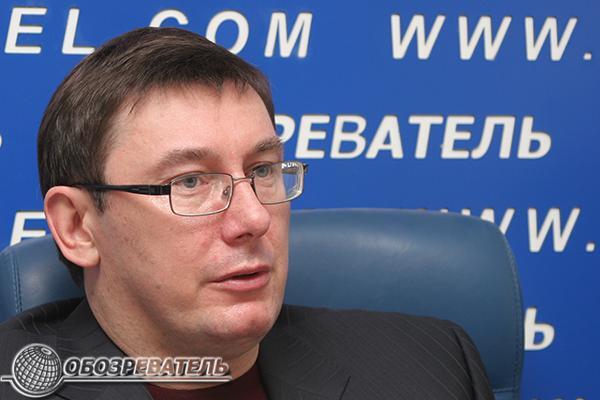 Долги по зарплате милиция "отбивает" на гражданах