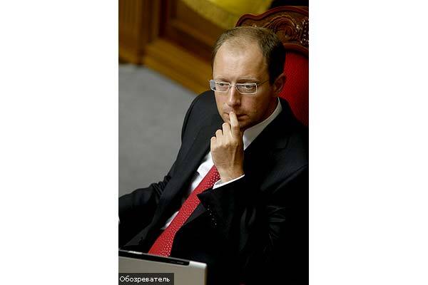 Яценюку подыскали замену