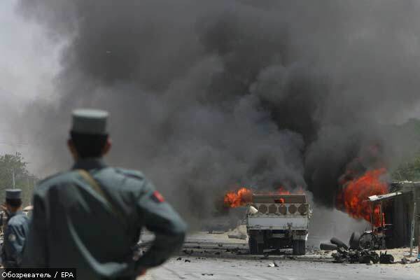 В Афганістані таліби спалили автоколону з військовими вантажами
