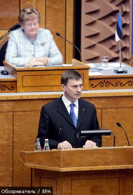 В парламент Эстонии будут пускать только босых журналистов 