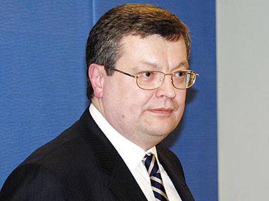 Газові труби Україна в приватні руки не віддасть