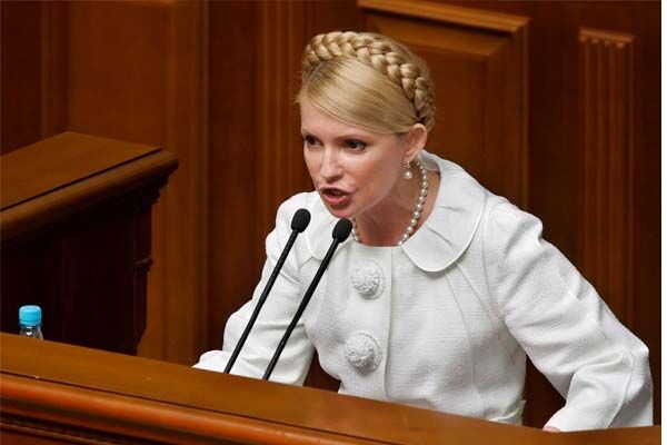 Тимошенко зовет "преступного" Стельмаха в Раду