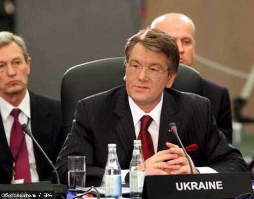 Ющенко и Медведев обсудили комплекс газовых вопросов