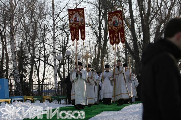 У Гідропарку відсвяткували Водохреще