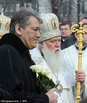 Ющенко поздравил Филарета с юбилеем