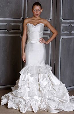 Найкрасивіші і модні весільні сукні 2009