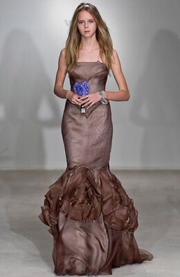 Найкрасивіші і модні весільні сукні 2009