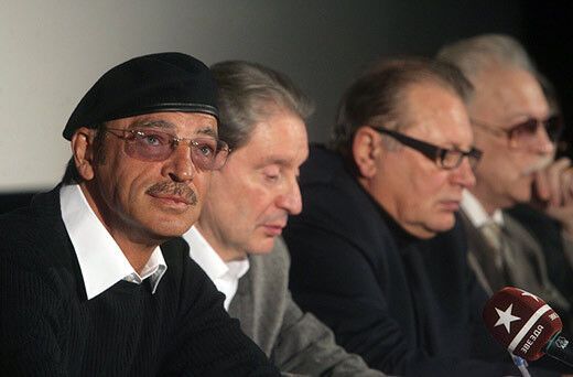 Постаревшие "мушкетеры" собрались порадоваться