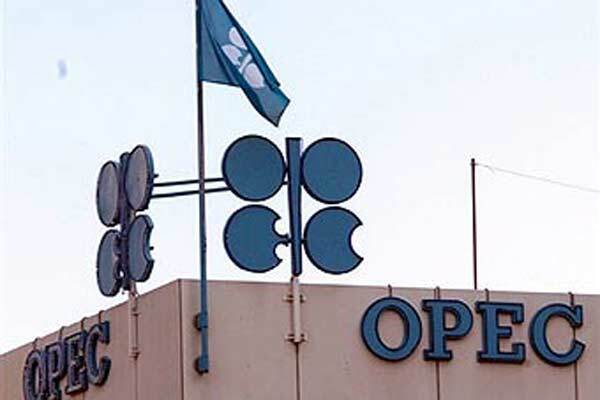 ОПЕК может вновь сократить добычу нефти