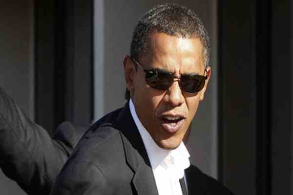 Обама поругал топ-менеджеров за бонусы