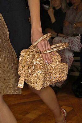 Весняно-літні сумки 2009 року від Miu Miu