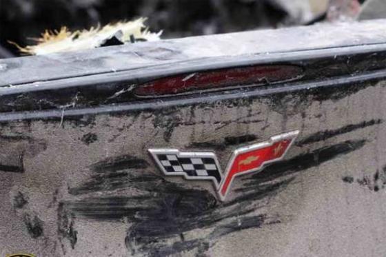 В Киеве сгорел дотла дорогой спорткар