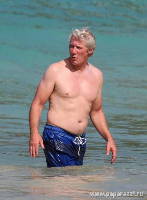 Ричарда Гира накрыло волной