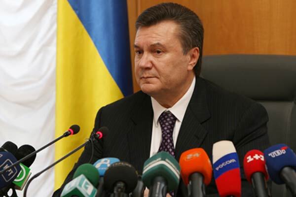 Янукович хоче негайно зайнятися газом
