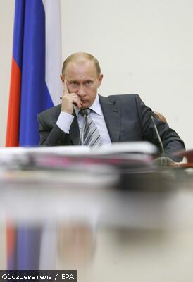 Автолюбителі зажадали від Медведєва позбутися від Путіна