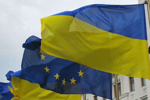 Украина достигла прогресса в демократии, но есть проблемы