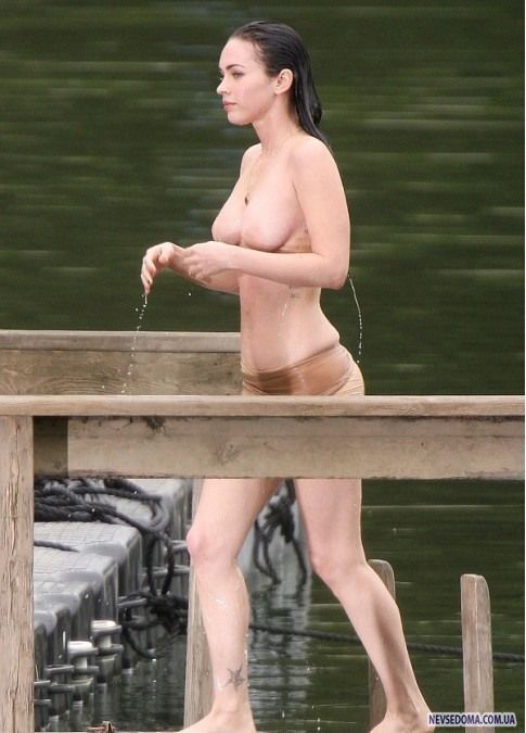 Меган Фокс оголила грудь в фильме «Тело Дженнифер»