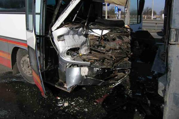 Що перекинувся пасажирський автобус погубив 15 осіб