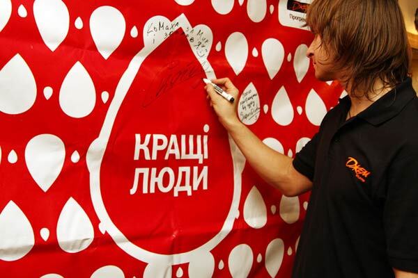 Спалену галерею Гудімова відновлять "Кращі люди"