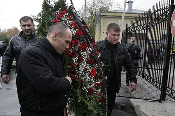 Япончика хоронили под охраной ОМОНа (ФОТО, ВИДЕО)