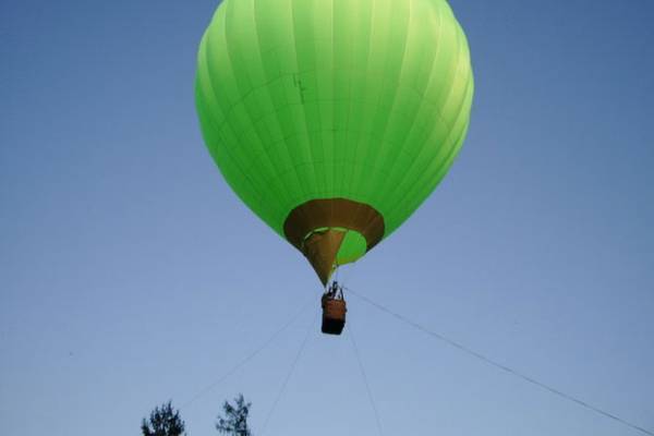 Шестилетний мальчик улетел на самодельном воздушном шаре