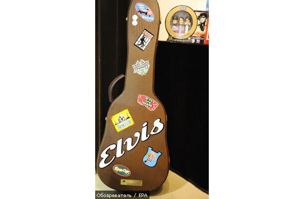 Рубашку Элвиса Пресли продали за $52 тыс.