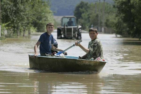 На Одесщине уходит под воду целое село