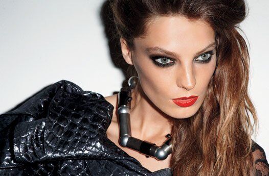 Канадская модель Дарья Вербова снялась для Vogue