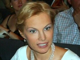 Ирина Абрамович несчастна в английском поместье 