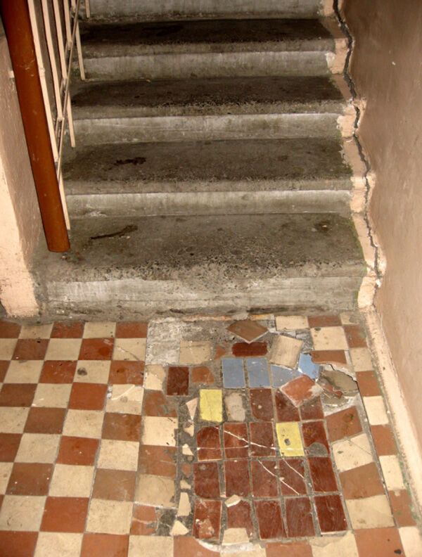 Бездеятельность ЖЕКов обернулась бедой для жителей Киквидзе