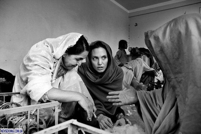 Анджелина Джоли в Афганистане