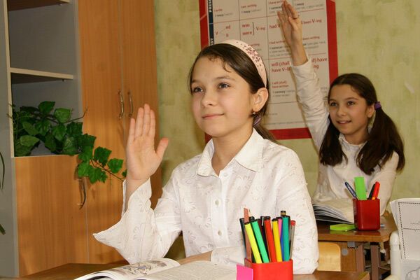 Тимошенко хочет вернуть школьную форму