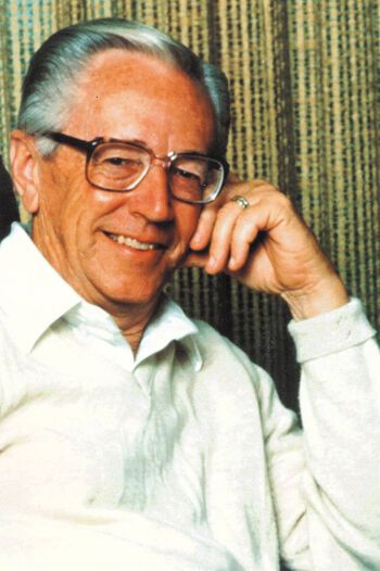 Кто из умерших звезд заработал больше всех?