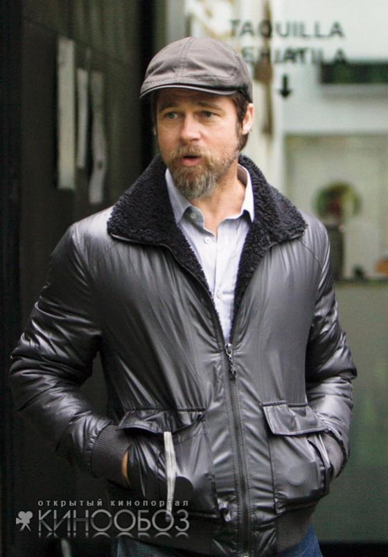 Дикая  растительность на лице Брэда Питта