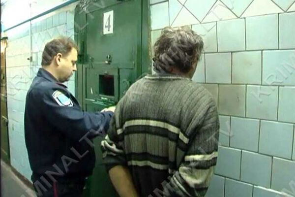 Пьяница убил жену за то, что она не сидела дома (ФОТО)