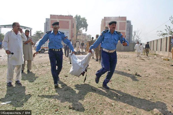 Черговий вибух в Пакистані: десятки загиблих