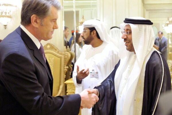 Ющенко зазывает бизнесменов ОАЭ инвестировать в Евро-2012