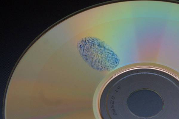 Работодателю разрешили снимать отпечатки у сотрудников