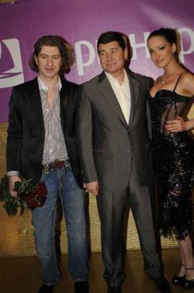 Топ-модель Снежана Онопко выходит замуж за главного коневода Украины