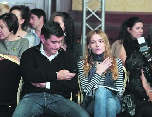 Топ-модель Снежана Онопко выходит замуж за главного коневода Украины