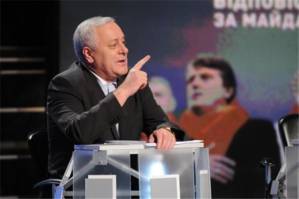 Мачо Тигипко согласен стать кумиром домохозяек